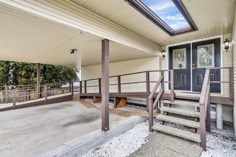 41 171 STREET - photo 2 of 23