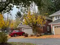 8 15055 20 AVENUE - thumbnail 3
