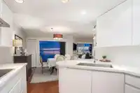 503 15025 VICTORIA AVENUE - thumbnail 12
