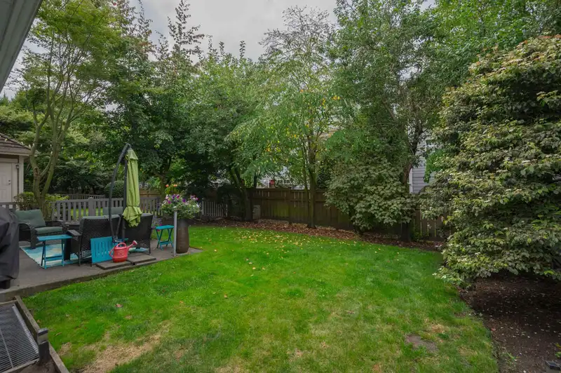 16 15288 36 AVENUE - photo 3 of 36
