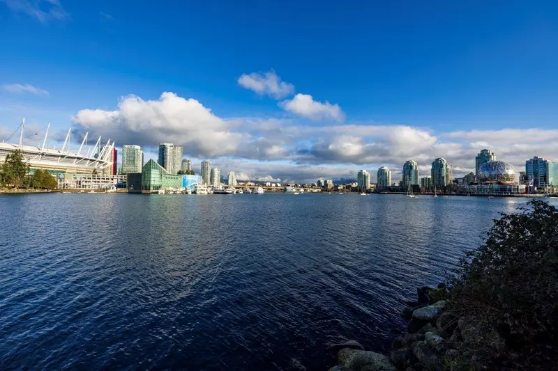 208 1616 COLUMBIA STREET - photo 3 of 25