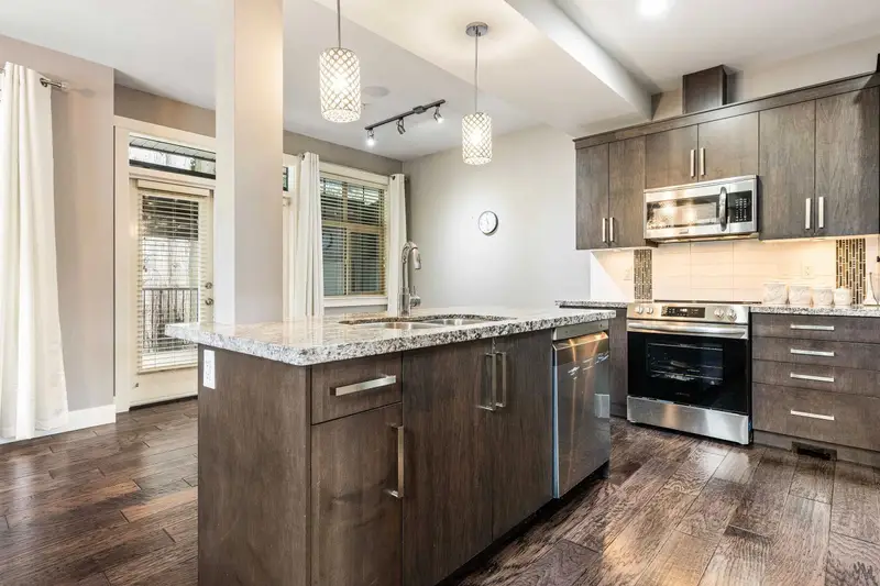 37 35298 MARSHALL ROAD - photo 2 of 25