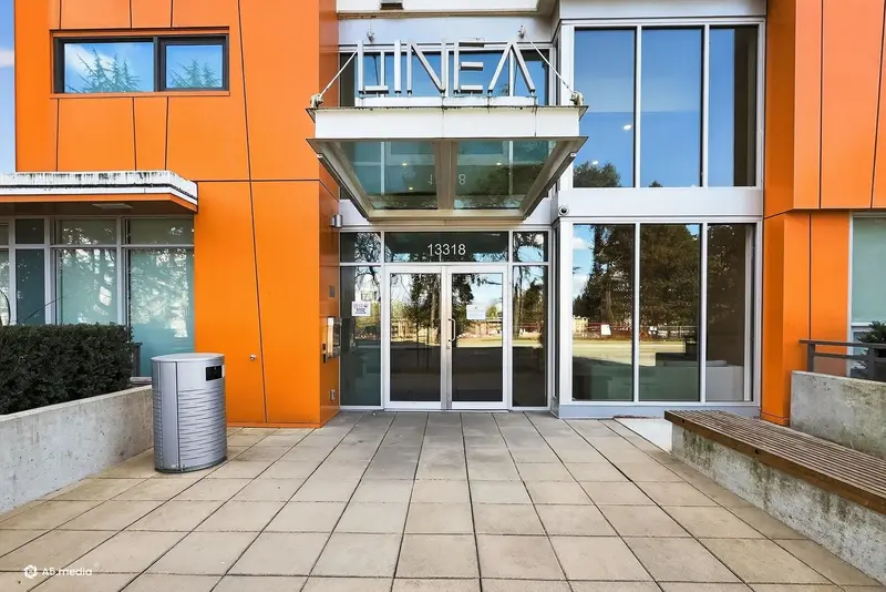 2602 13318 104 AVENUE - photo 2 of 25