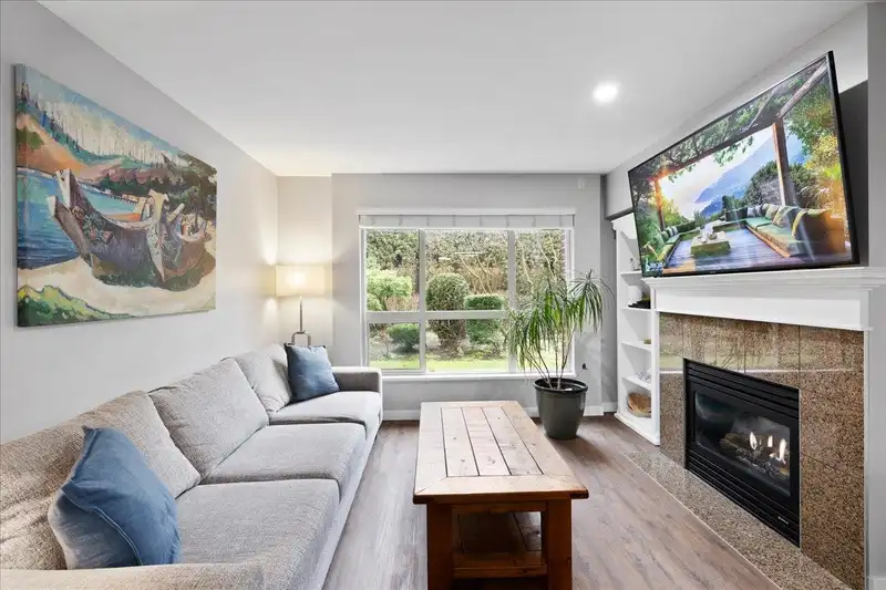 107 2167 152 STREET - photo 1 of 40