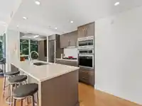 302 15152 RUSSELL AVENUE - thumbnail 5