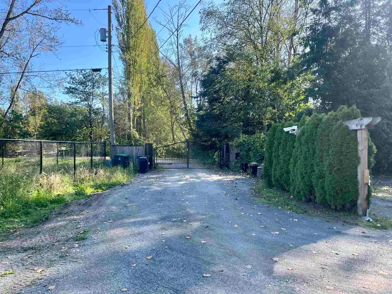 18033 29A AVENUE - photo 4 of 40