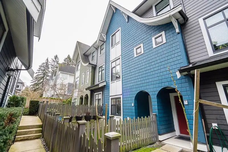 11 2888 156 STREET - photo 2 of 40