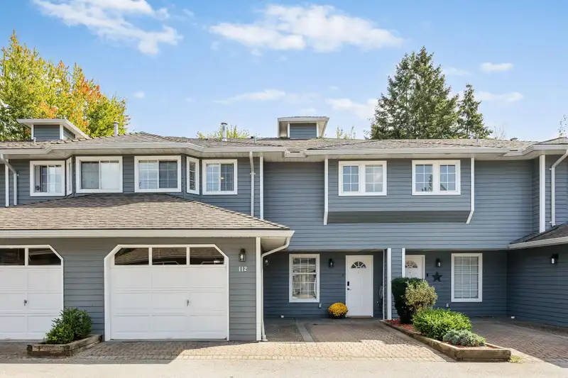 112 16335 14 AVENUE - photo 1 of 29