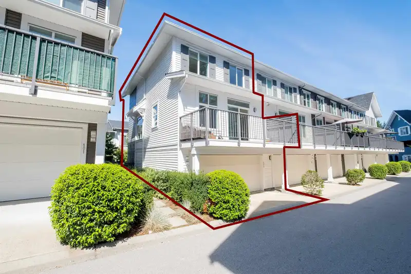 100 15268 28 AVENUE - photo 2 of 40