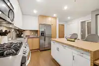 210 15428 31 AVENUE - thumbnail 4