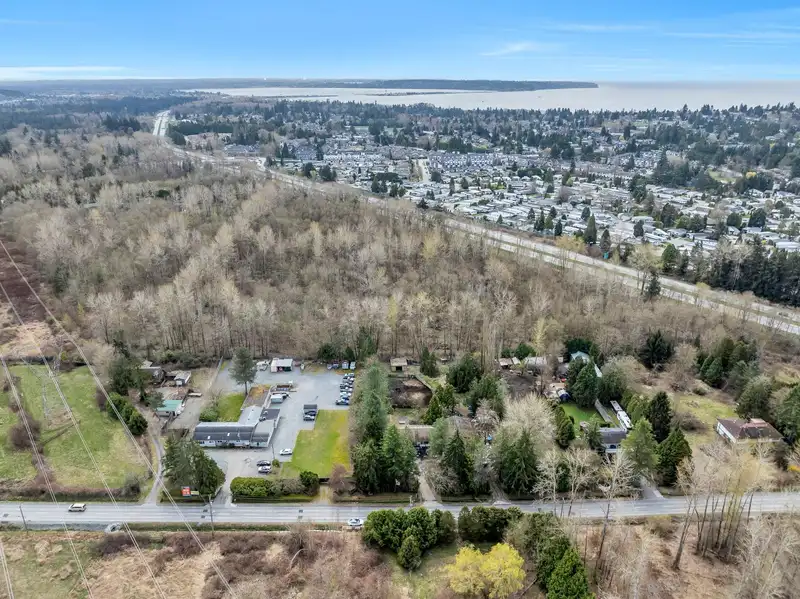 16216 20 AVENUE - photo 4 of 14