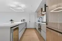 415 1526 FINLAY STREET - thumbnail 2