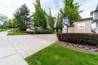 29 2729 158 STREET - thumbnail 4