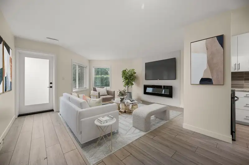 1 15971 MARINE DRIVE - photo 1 of 26