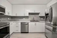 1 15971 MARINE DRIVE - thumbnail 12