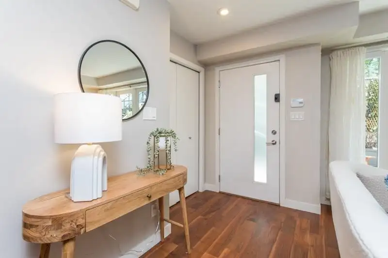 7 14820 BUENA VISTA AVENUE - photo 2 of 27