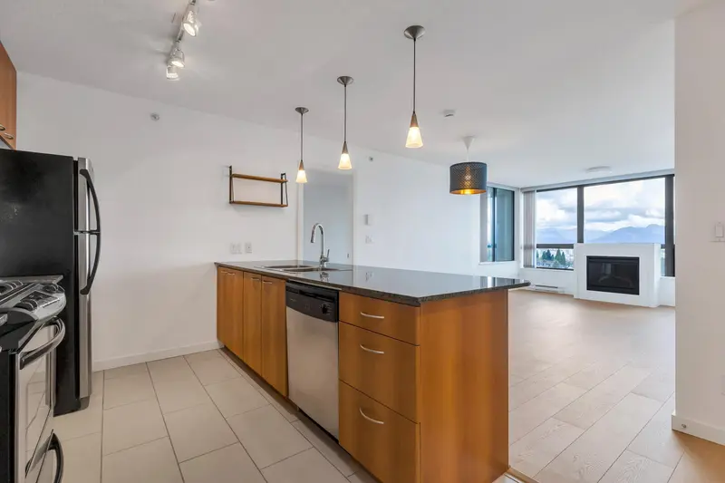 1205 7108 COLLIER STREET - photo 2 of 25