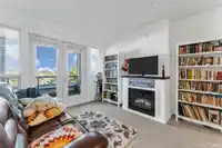 316 2970 KING GEORGE BOULEVARD - thumbnail 1
