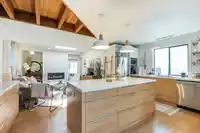 15557 VICTORIA AVENUE - thumbnail 13