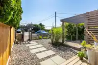 15557 VICTORIA AVENUE - thumbnail 3