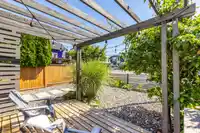 15557 VICTORIA AVENUE - thumbnail 5