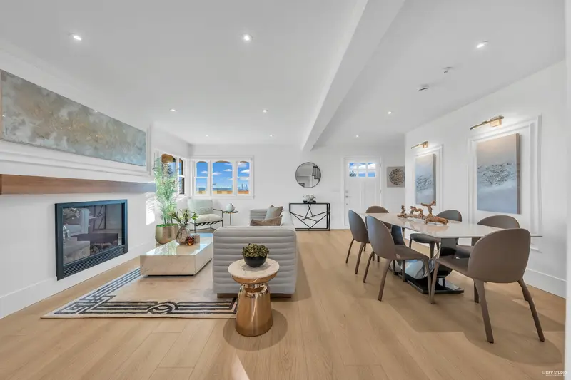 103 1125 CARTIER AVENUE - photo 2 of 25