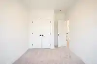 16718 16 AVENUE - thumbnail 19
