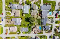 14366 MAGDALEN AVENUE - thumbnail 8