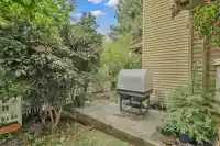 48 2678 KING GEORGE BOULEVARD - thumbnail 4