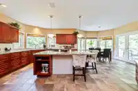 3299 137A STREET - thumbnail 12