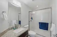 319 2970 KING GEORGE BOULEVARD - thumbnail 22