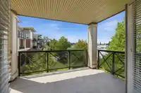 319 2970 KING GEORGE BOULEVARD - thumbnail 5