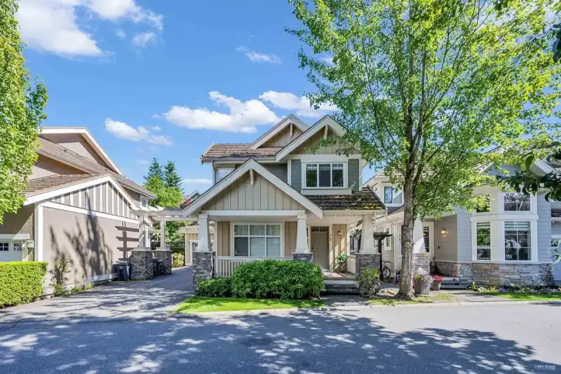 78 15288 36 AVENUE - photo 1 of 25
