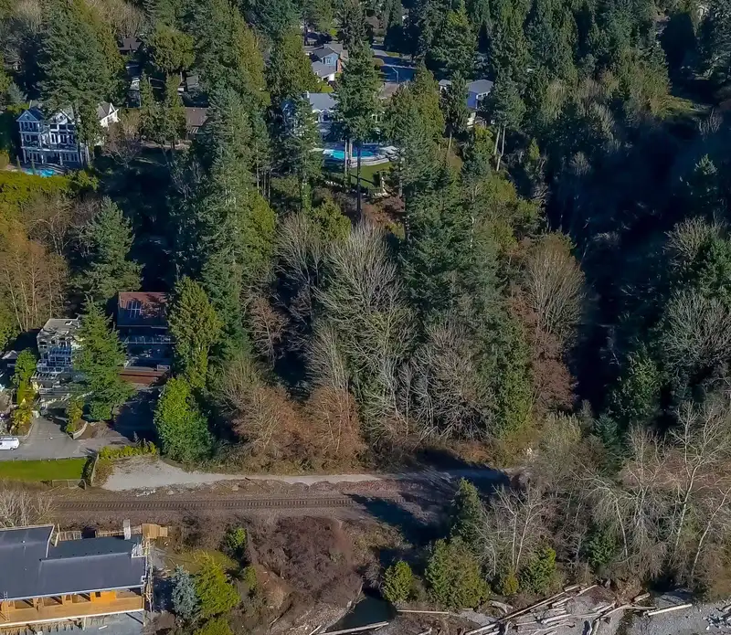 2508 BAYVIEW STREET - photo 4 of 18