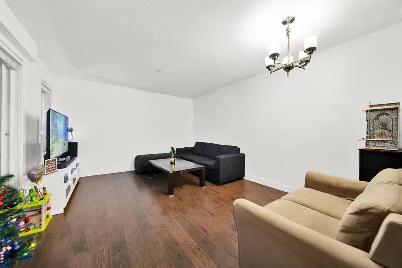 305 13883 LAUREL DRIVE - photo 4 of 25