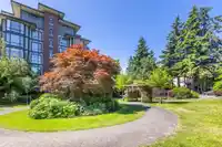 301 1580 MARTIN STREET - thumbnail 39