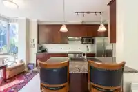 301 1580 MARTIN STREET - thumbnail 7