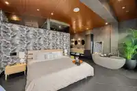 14555 MARINE DRIVE - thumbnail 4