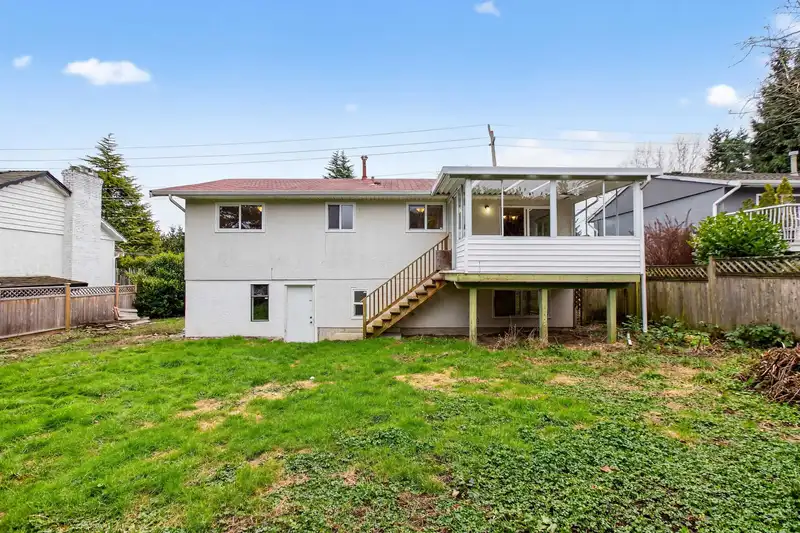 1855 156 STREET - photo 3 of 24