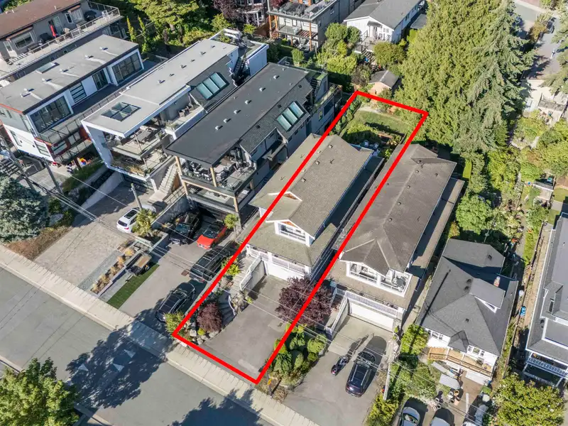 966 LEE STREET - photo 4 of 40