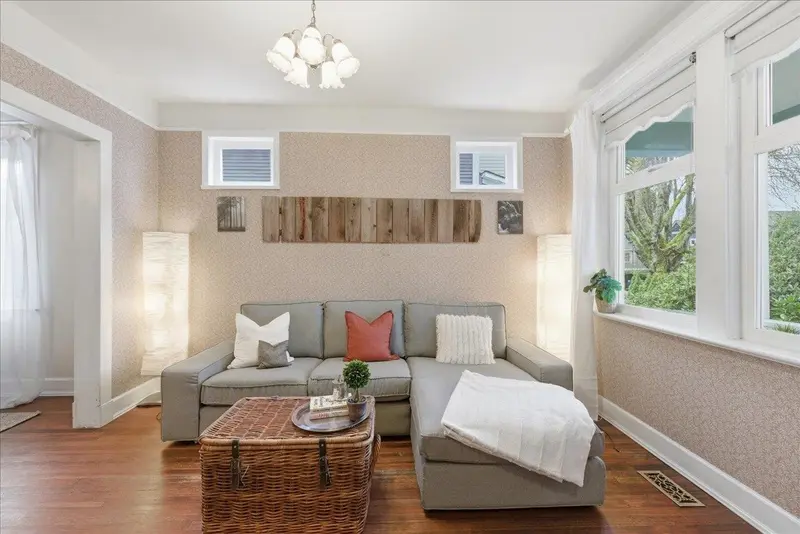 2232 W 14TH AVENUE - photo 4 of 25