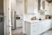 16652 18B AVENUE - thumbnail 10
