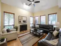 8 15055 20 AVENUE - thumbnail 1
