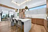 13386 MARINE DRIVE - thumbnail 11