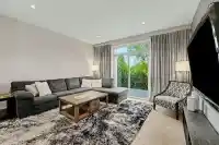 8 1708 KING GEORGE BOULEVARD - thumbnail 2