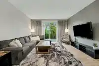 8 1708 KING GEORGE BOULEVARD - thumbnail 3