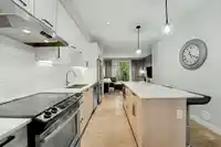 8 1708 KING GEORGE BOULEVARD - thumbnail 8