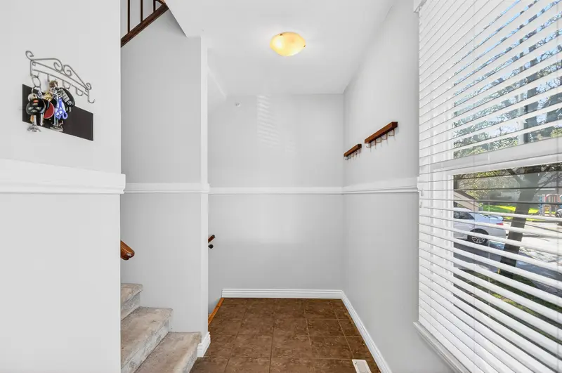 38 11720 COTTONWOOD DRIVE - photo 3 of 25