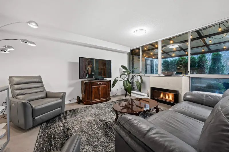 403 1159 MAIN STREET - photo 2 of 25