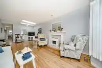 65 1400 164 STREET - thumbnail 5